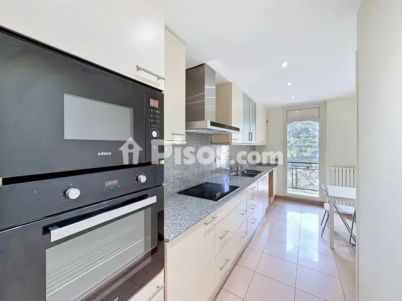 Cuisine - Apartment with Parking and Storage in Escaldes-Engordany