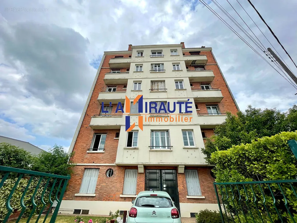Extérieur - Appartement 2 Pièces à Houilles, Proche Gare