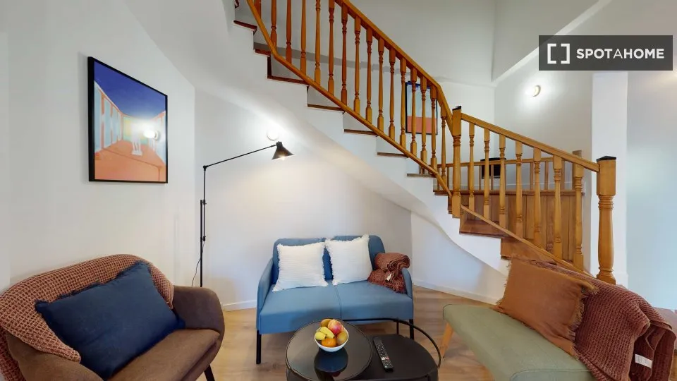 Elutuba - Room in Shared Accommodation, Bords-de-Marne, Paris