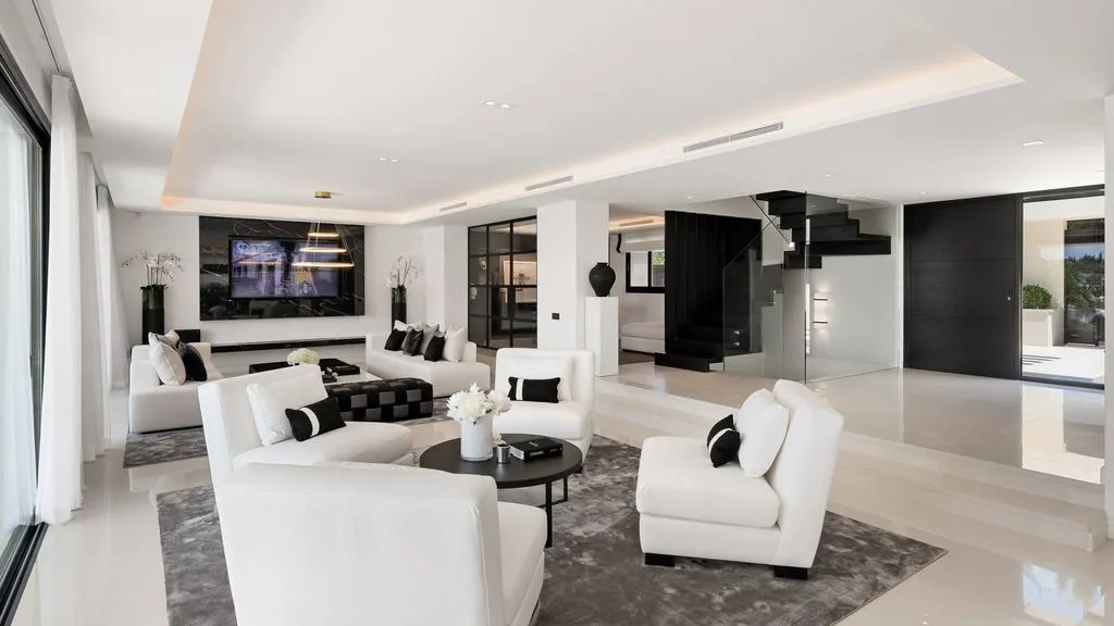 Elutuba - Luxury Villa with Golf View in Marbella