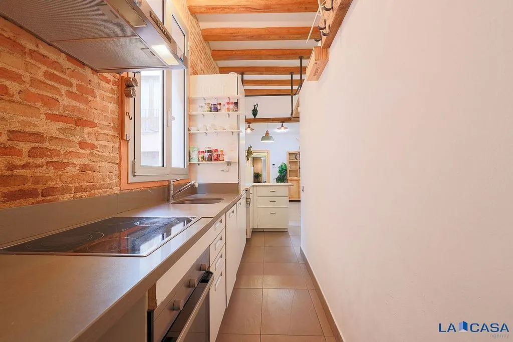 Köök - Reformed Flat with Balcony in El Raval