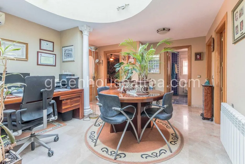 Dining Room - Luxury Villa with Pool in L'Alfàs del Pi