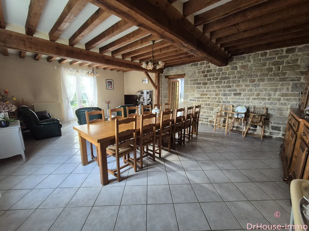 Salle à manger - Maison en Pierres avec Bureau et Dépendance à Domfront