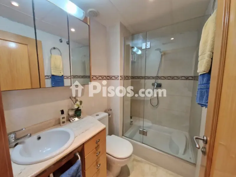 Bagni - Seafront Apartment with Terrace in Sant Pere de Ribes