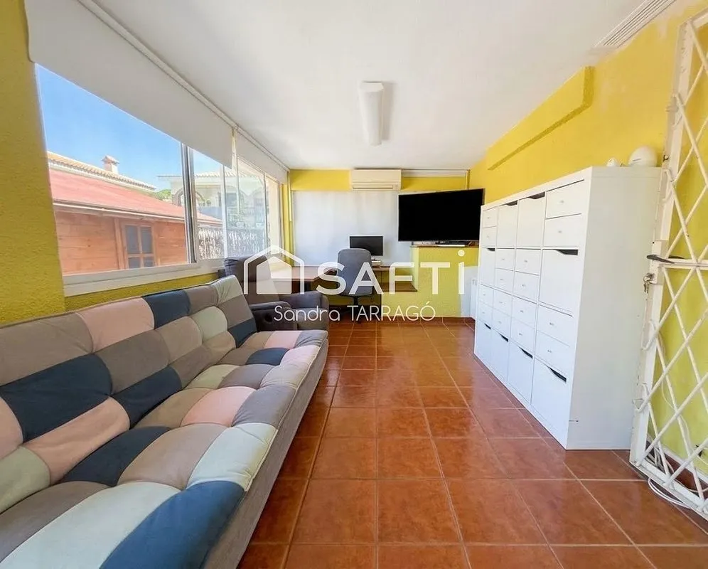 Elutuba - Family House with Pool in Cunit