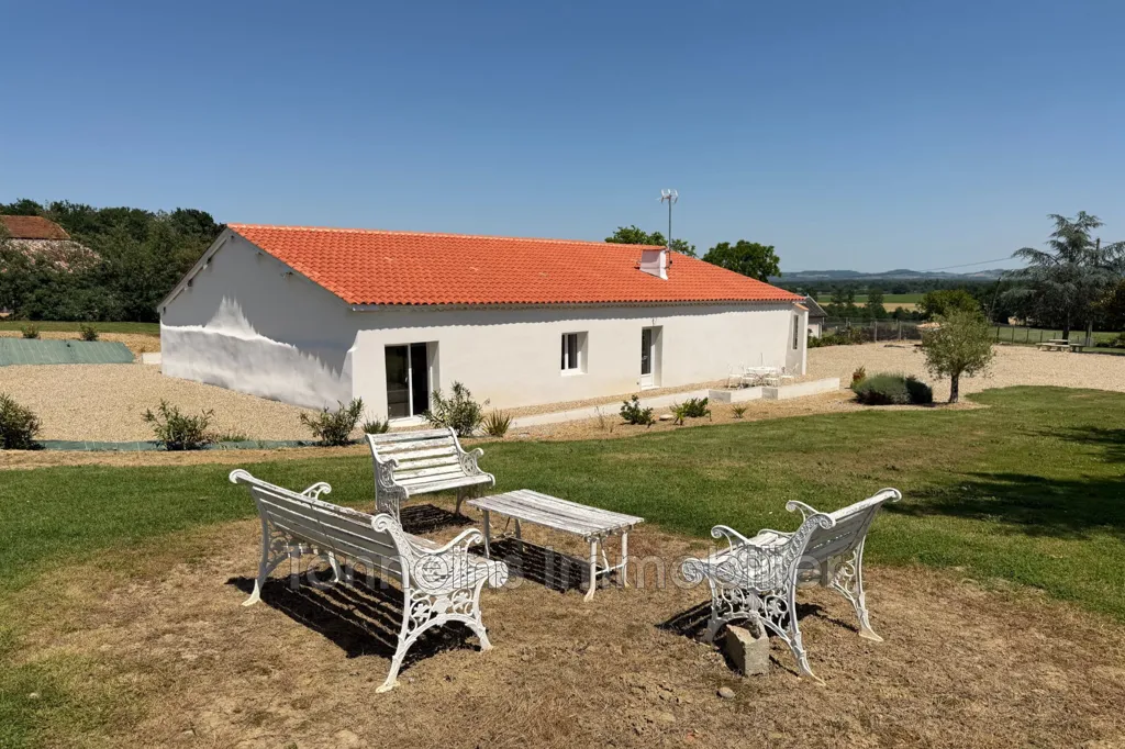 Terrass - Charming Flat with Terrace in Calonges