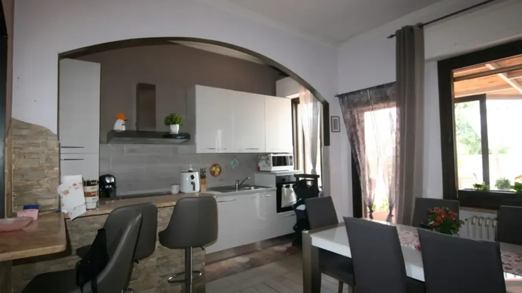 Söögituba - Four-Bedroom Apartment with Terrace in Asciano
