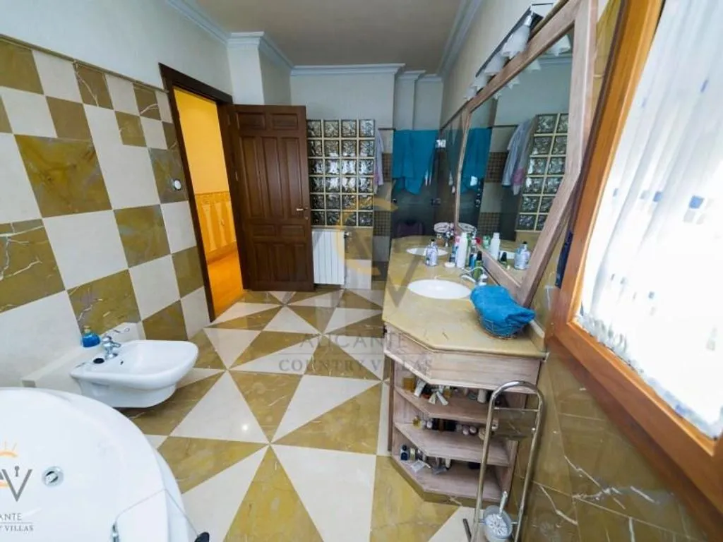 Vannitoad - Luxury House with Pool in Pinoso