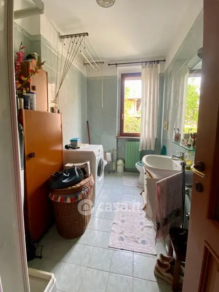 Salles de bain - Semi-detached Villa with Garden in Cilavegna