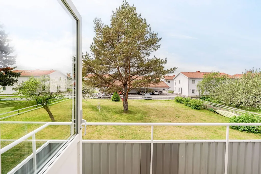 Rõdu - Duplex House with Garden in Tierp