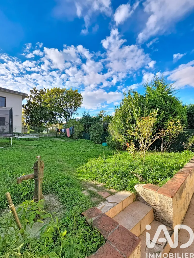 Jardin - Immeuble de Rapport avec Jardin à Saramon