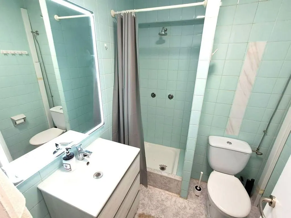 Vannitoad - 1-Bed Apartment with Pool in Benalmádena