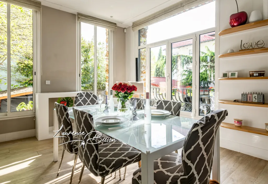 10-room house in Le Raincy