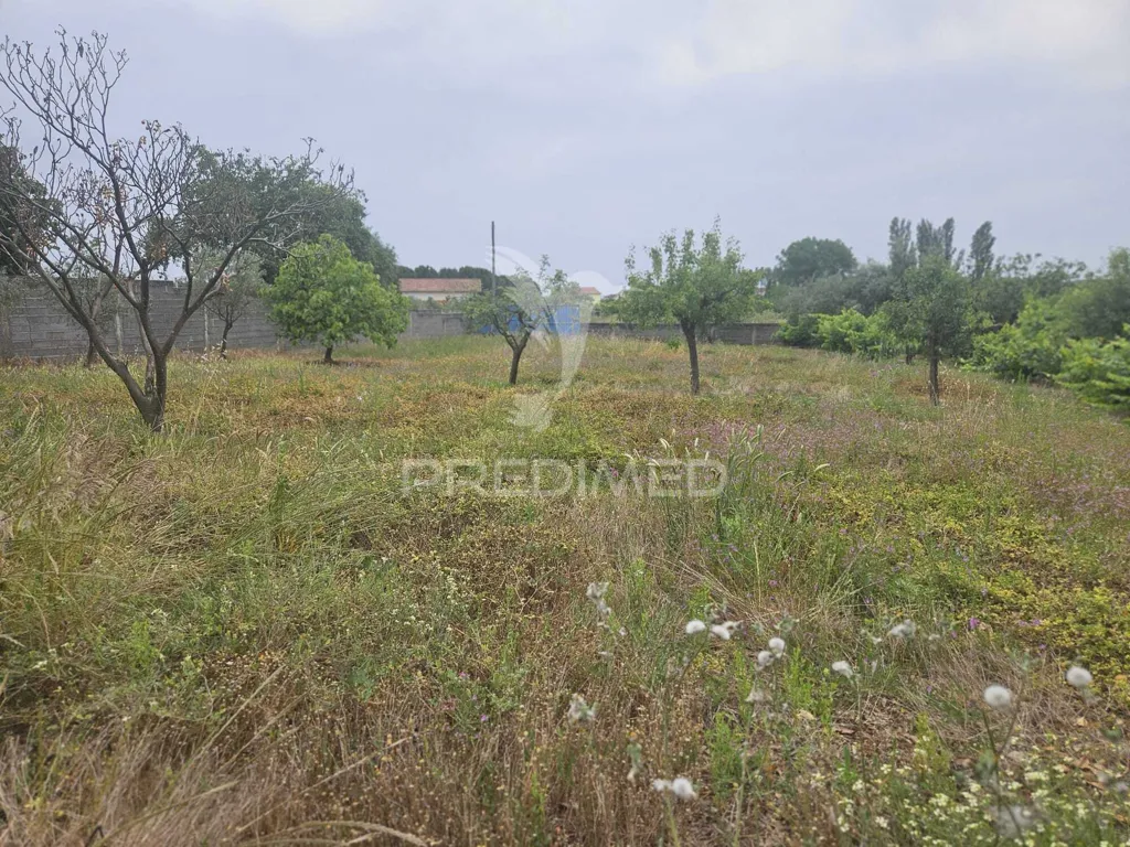 Giardino - Urban Plot with Construction Potential in Valdonas