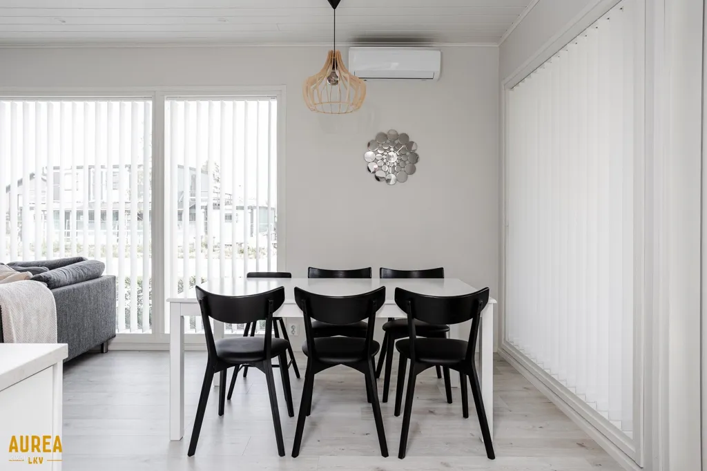 Dining Room - Modern Apartment with Sea View in Oulu