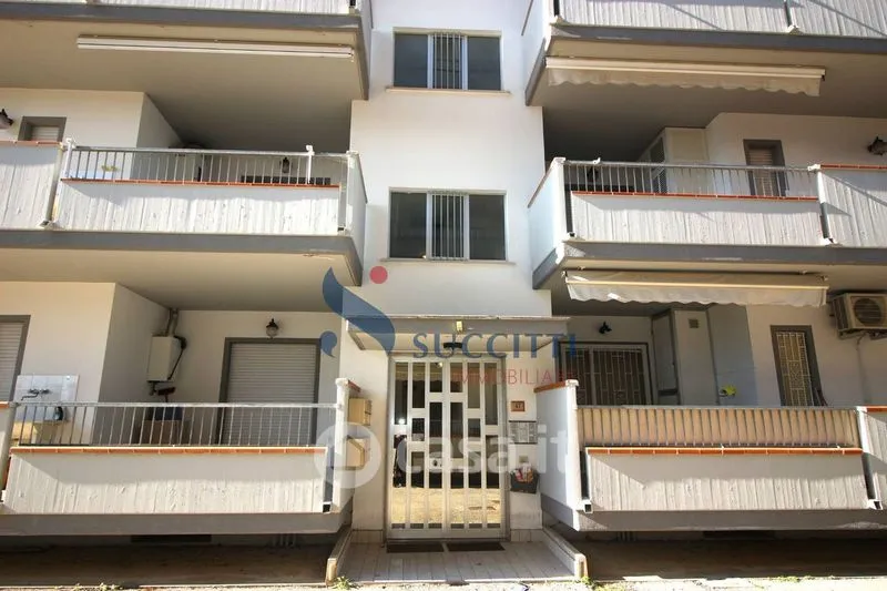Extérieur - Armed Triplex with Terrace in Alba Adriatica