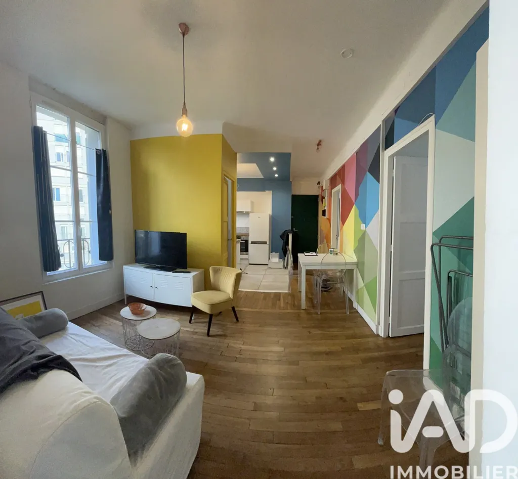 Living Room - Bright Apartment with East-West View in Le Mans