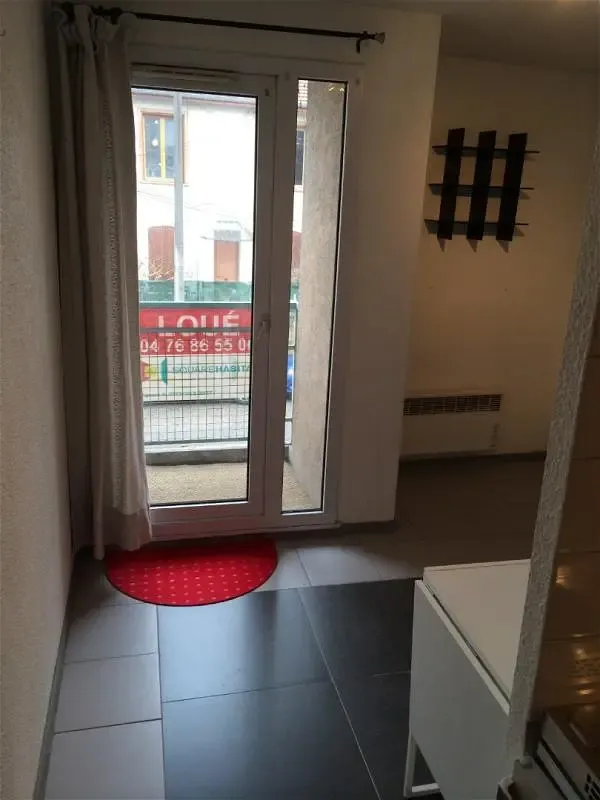 Köök - Refurbished Studio with Balcony in Grenoble