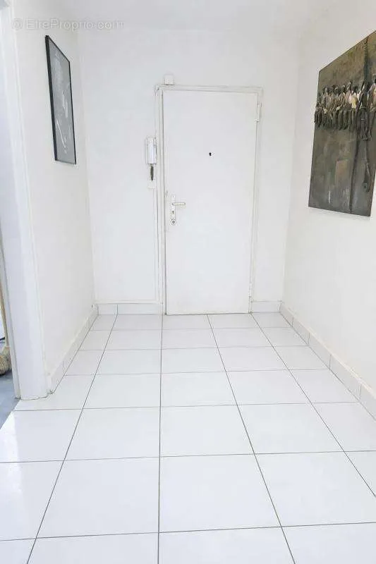 Entrée - Appartement de Colocation 5 Chambres à Sarcelles