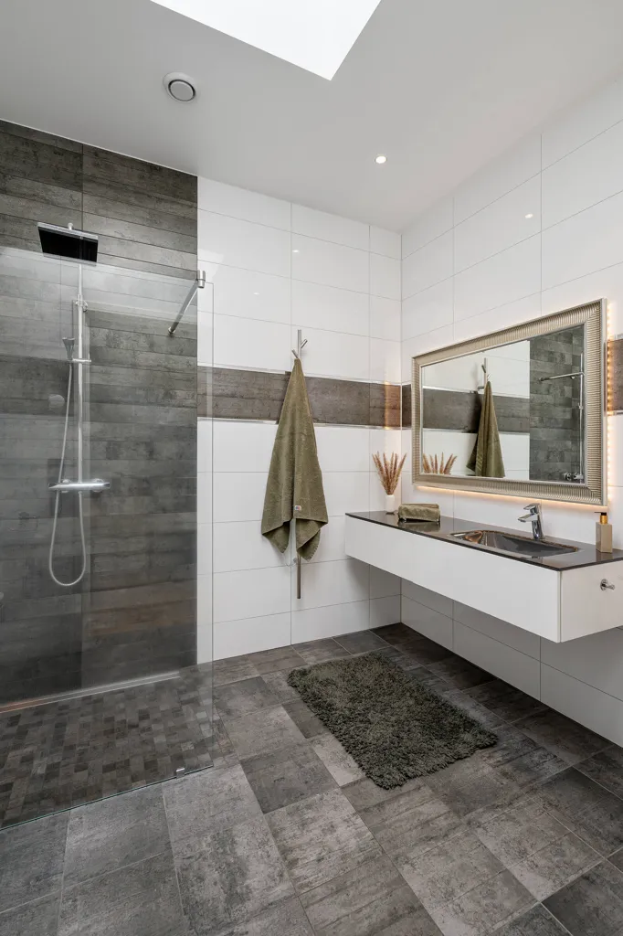 Salles de bain - Modern Villa with Pool in Lier