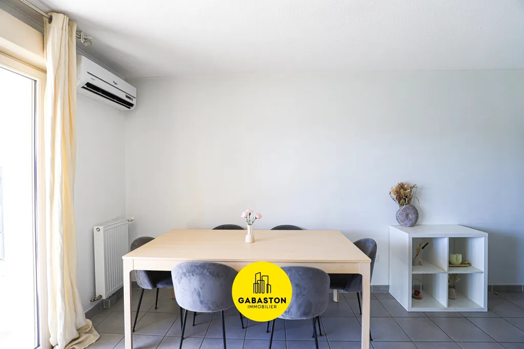 Sala da pranzo - Apartment with Terrace and Double Box in Marseille-12
