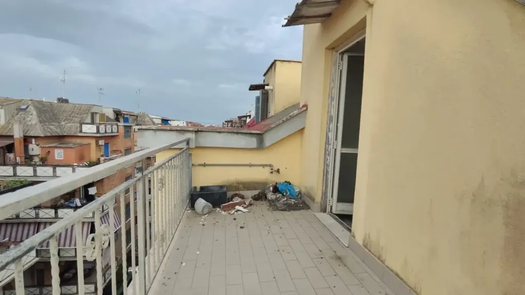 Rõdu - Attico with Sea View in Ostia, Rome
