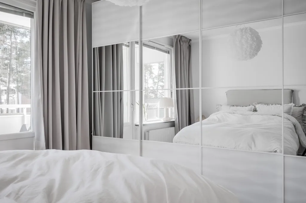 Chambres - Two-Bedroom Flat with Three Balconies in Åsa