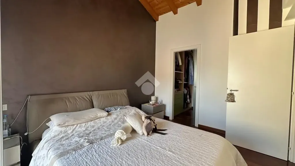 Magamistoad - Terraced Villa with Private Garden in Bussolengo
