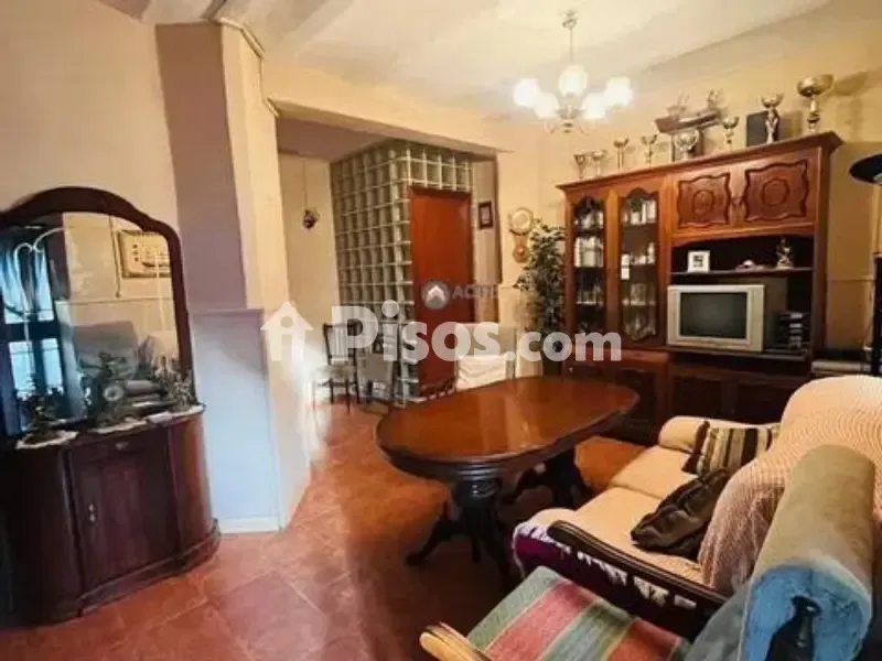 Sala da pranzo - Chalet with Terrace in Malpartida de Cáceres