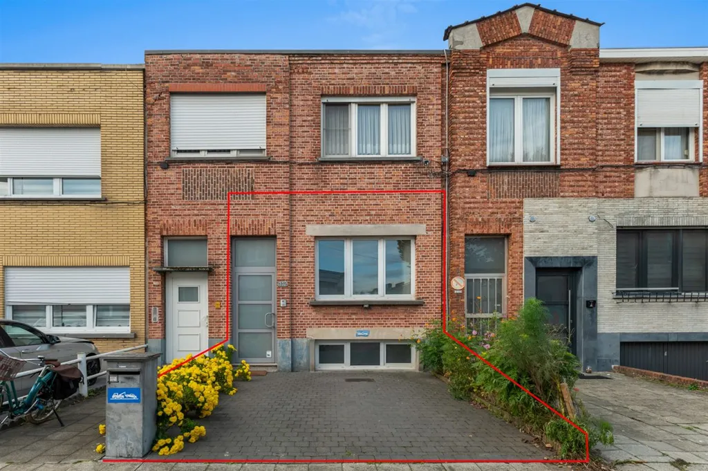 Välivaade - House with Garden in Deurne, Antwerp