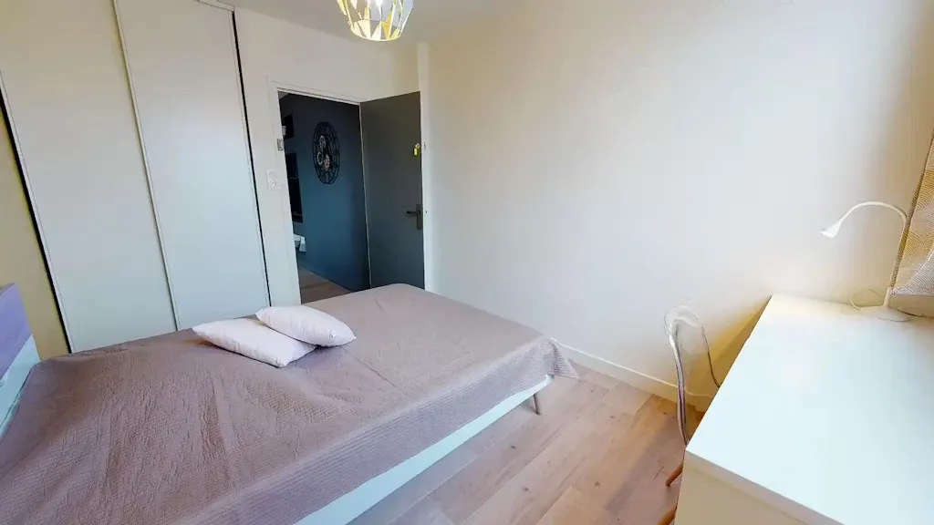 Chambres - Appartement Meublé à Saint-Martin-d’Hères