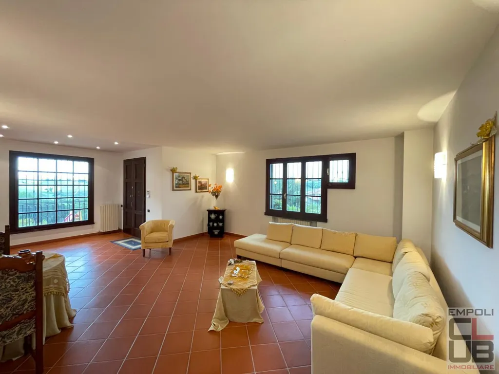Elutuba - Bifamiliar Villa with Garden in Cerreto Guidi