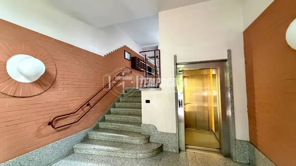 Pièces - Bright 2-Bedroom Apartment with Terraces in Torino