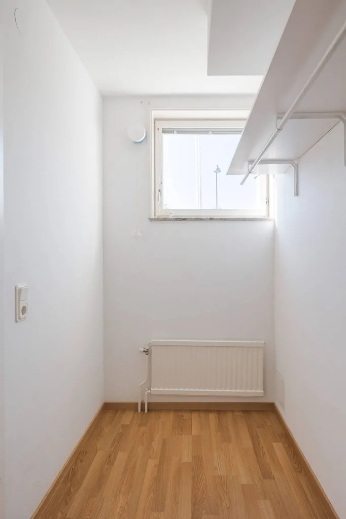 Toad - Bright Apartment with Terrace in Skövde