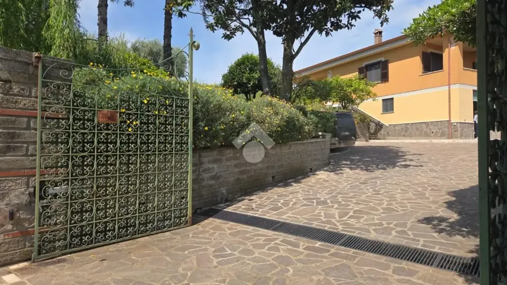 Extérieur - Villa with Panoramic Balcony in Velletri