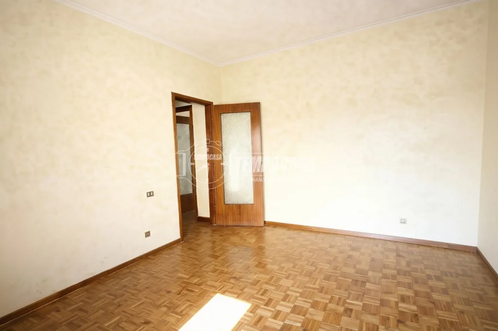 Toad - Triplex in Centre with Balcony in Sedriano
