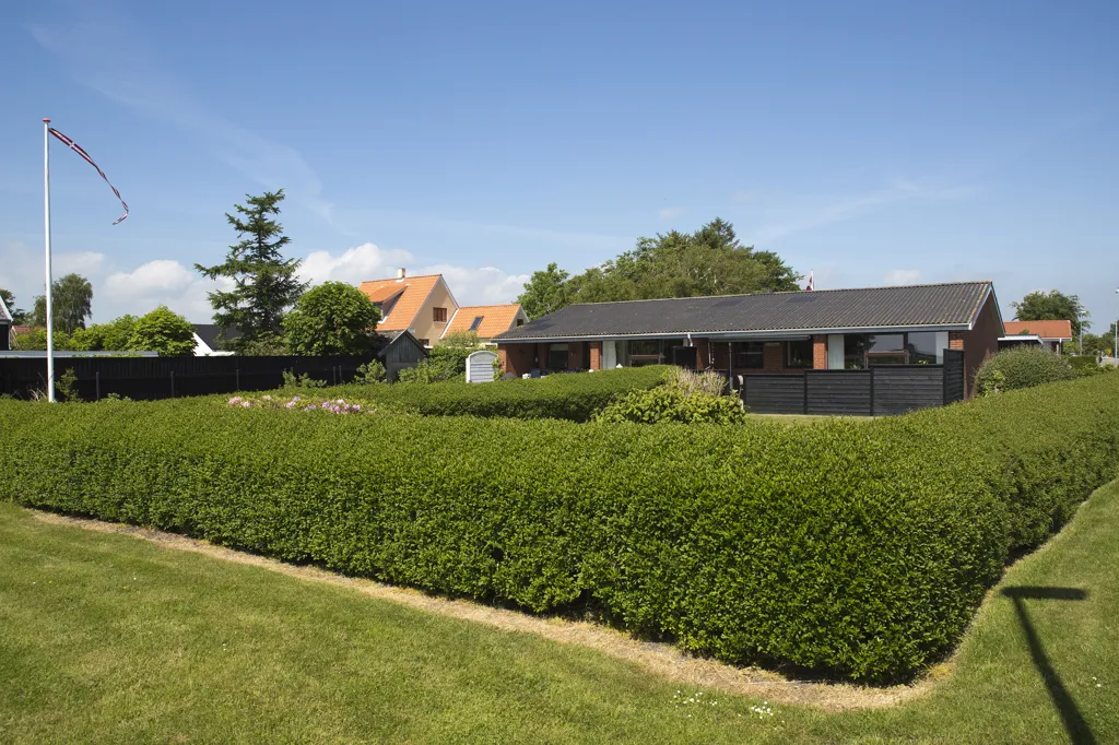 Aed - One-Bedroom Flat with Pets Allowed in Hals