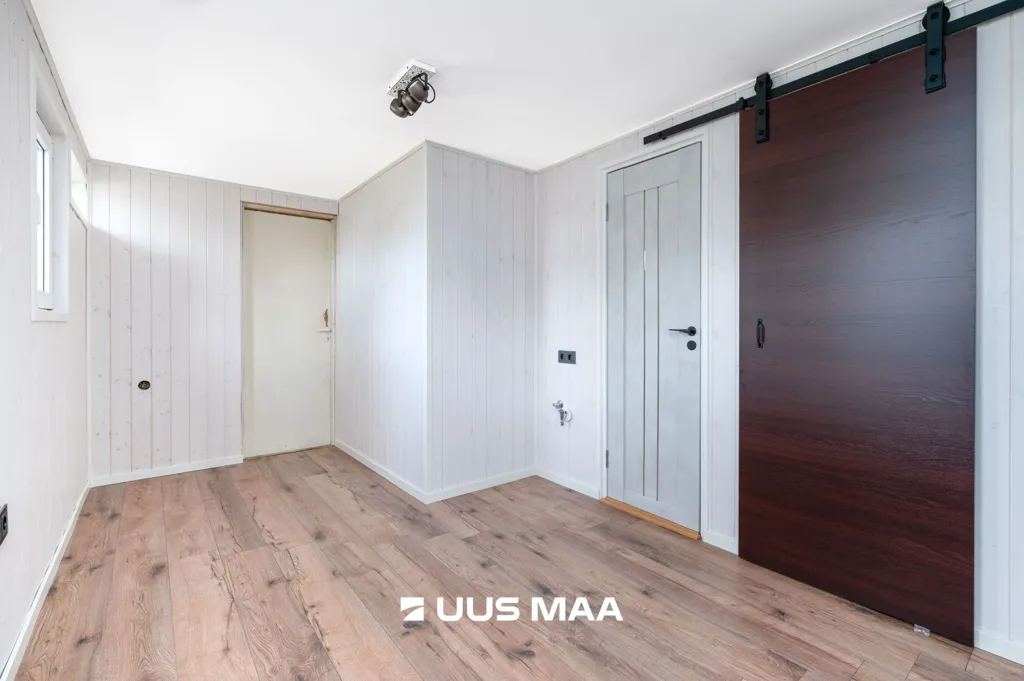 Magamistoad - Modern Apartment with Sauna in Laulasmaa