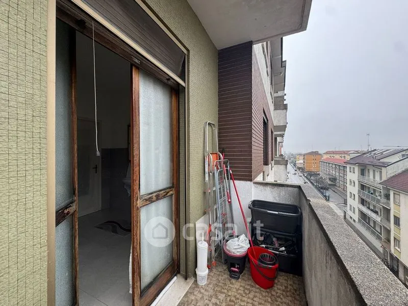 Balcon - Trilocale with Balcony in Vercelli