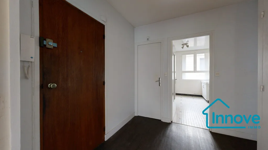 Ingresso - 3-Piece Flat with Garden Access in Versailles