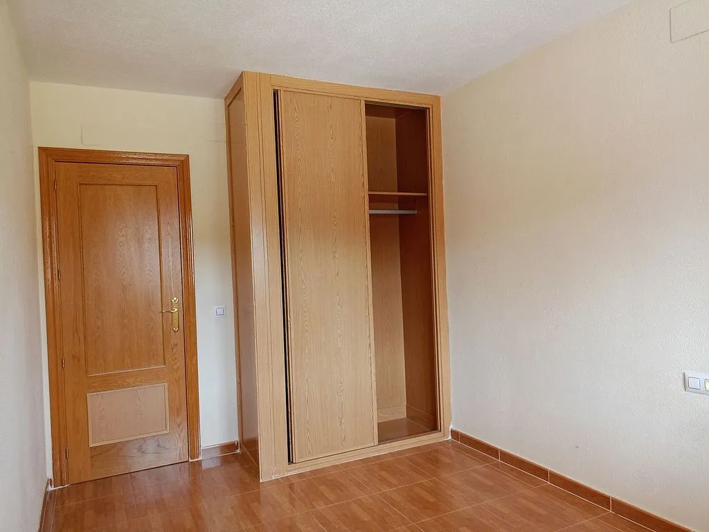 Pièces - 3-Bedroom Chalet with Pool in Alcabón