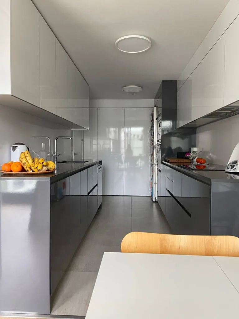 Cucina - Luxury Apartment with Terrace in Montecarmelo, Madrid