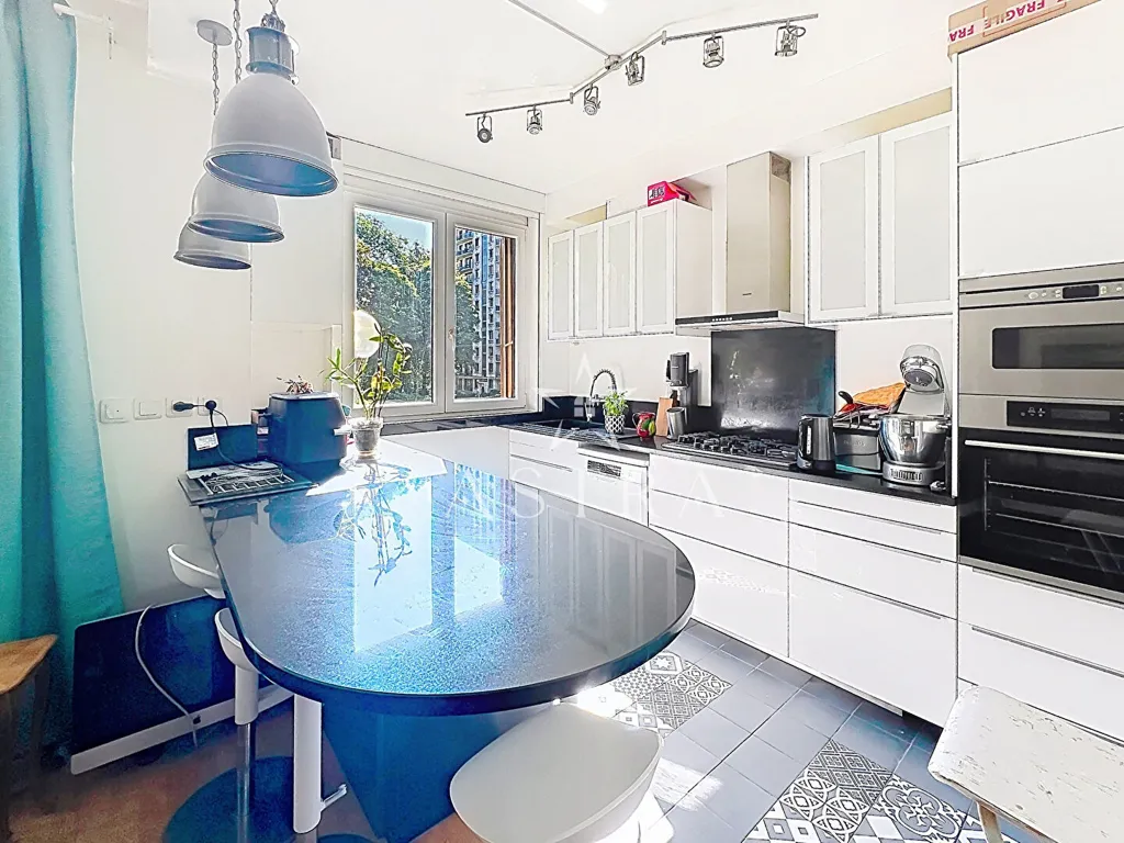 Cucina - Furnished Flat with Garden in Châtenay
