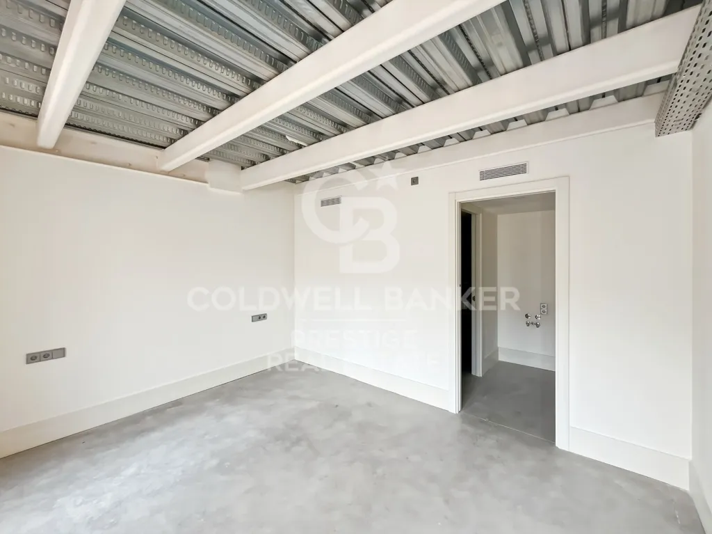 Toad - Loft Duplex with Terrace in Poblenou, Barcelona