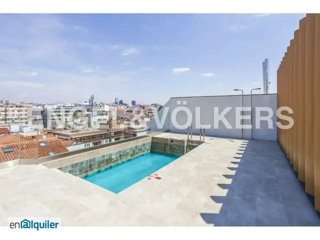 Bassein - Loft-Style Flat with Rooftop Pool in Chamberí