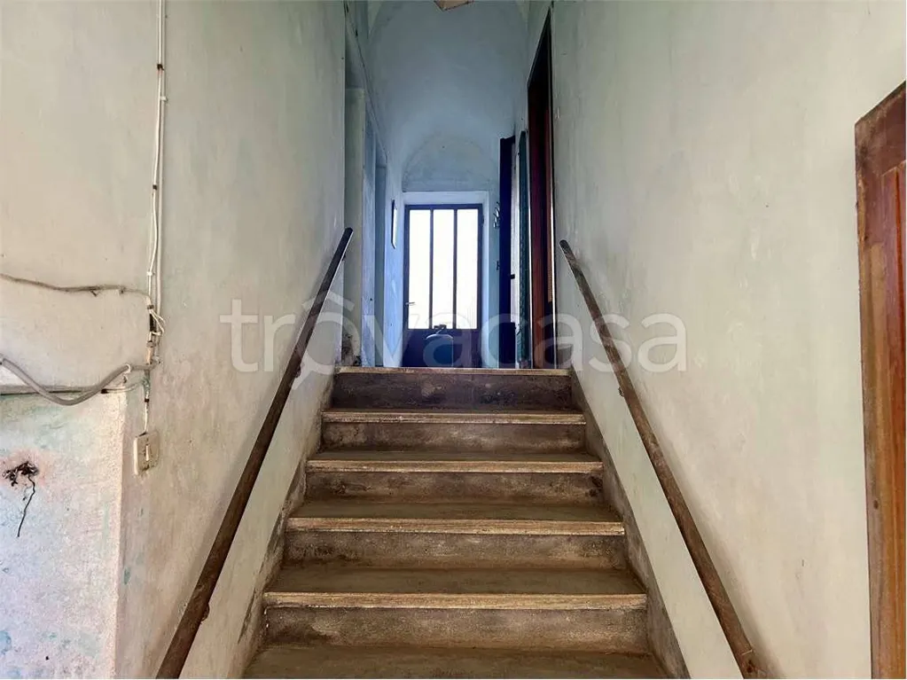 Pièces - Independent House with Panoramic View in Priola
