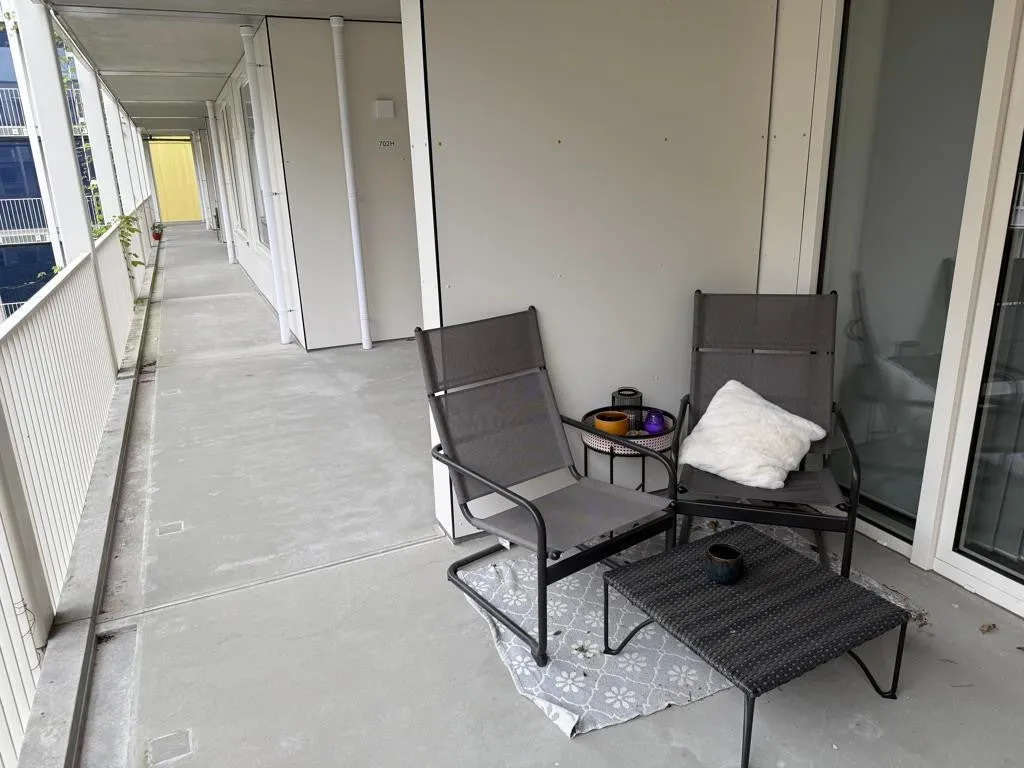 balcony