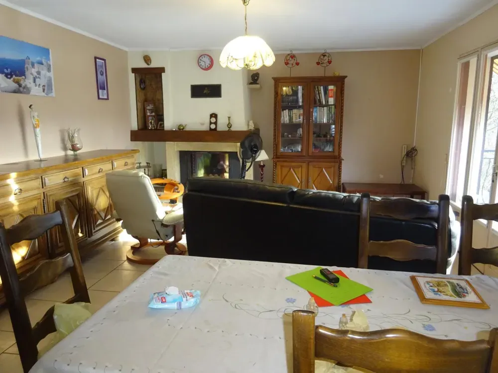 Söögituba - Spacious House with Garden in Cahors