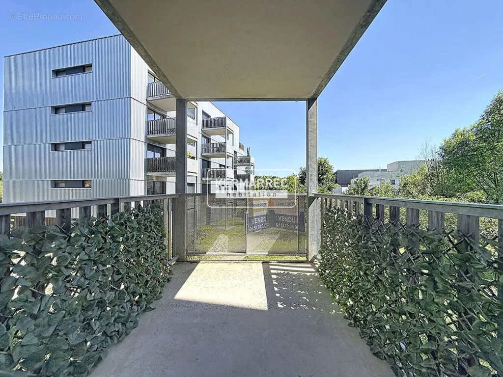 Balcone - T2 with Balcony and Parking in Nantes