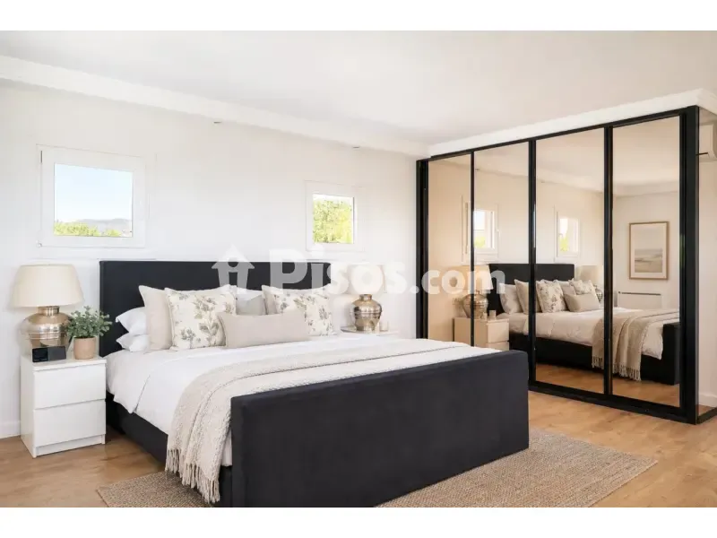 Bedrooms - Family House with Pool in Son Espanyol
